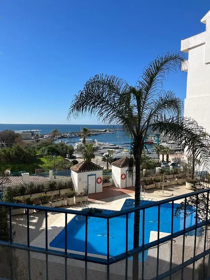 Lyrioshomes Precioso Apartamento Puerto De Estepona Spain