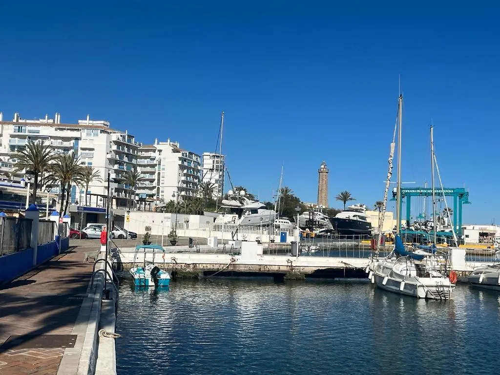 Lyrioshomes Precioso Apartamento Puerto De Estepona Spanje